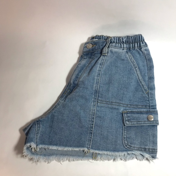 Madden NYC Denim Blue Cut-Off Elastic Waist Cargo Short Shorts Size S - Picture 3 of 14